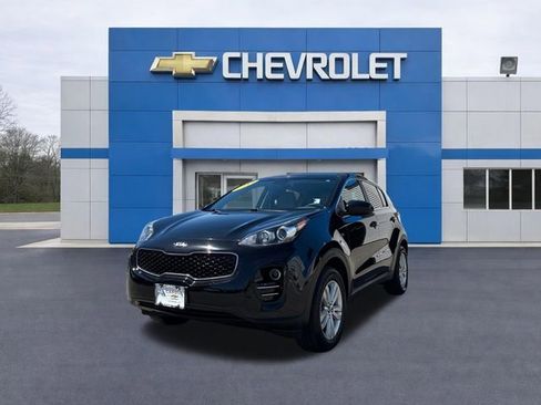 Used 2019 Kia Sportage LX AWD/4WD image 2