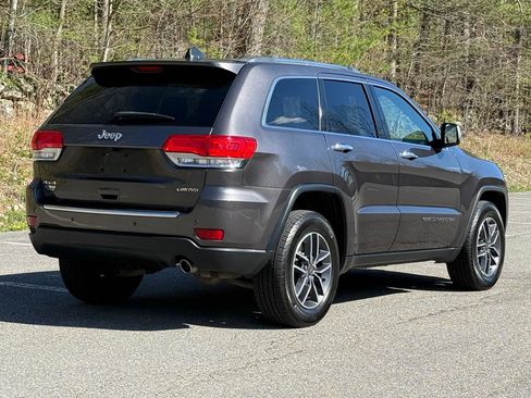 Used 2019 Jeep Grand Cherokee Limited AWD/4WD image 3