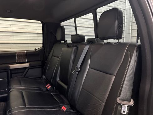 Used 2018 Ford F250 Lariat w/ Lariat Value Package AWD/4WD image 23