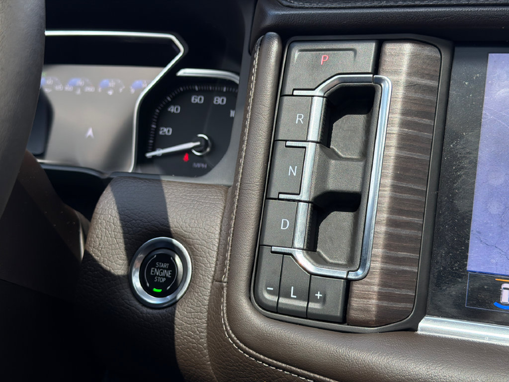 Used 2021 GMC Yukon Denali AWD/4WD image 35