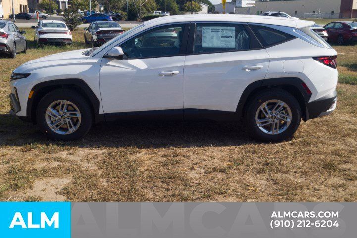 Certified 2026 Hyundai Tucson SE FWD image 10