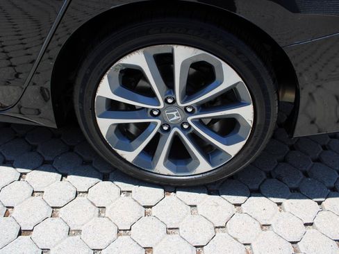 Used 2015 Honda Accord Sport image 15