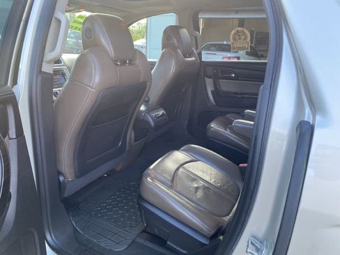 Used 2013 GMC Acadia SLT image 15