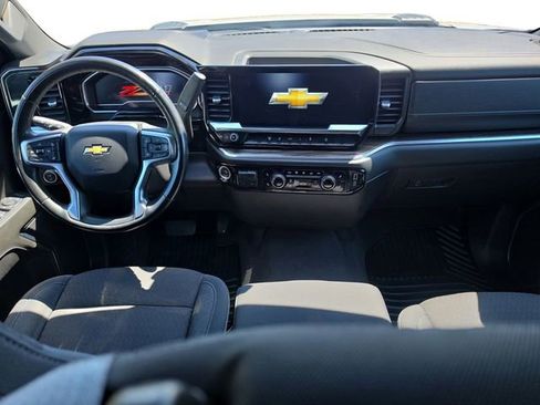 Used 2024 Chevrolet Silverado 2500 LT w/ Convenience Package AWD/4WD image 12