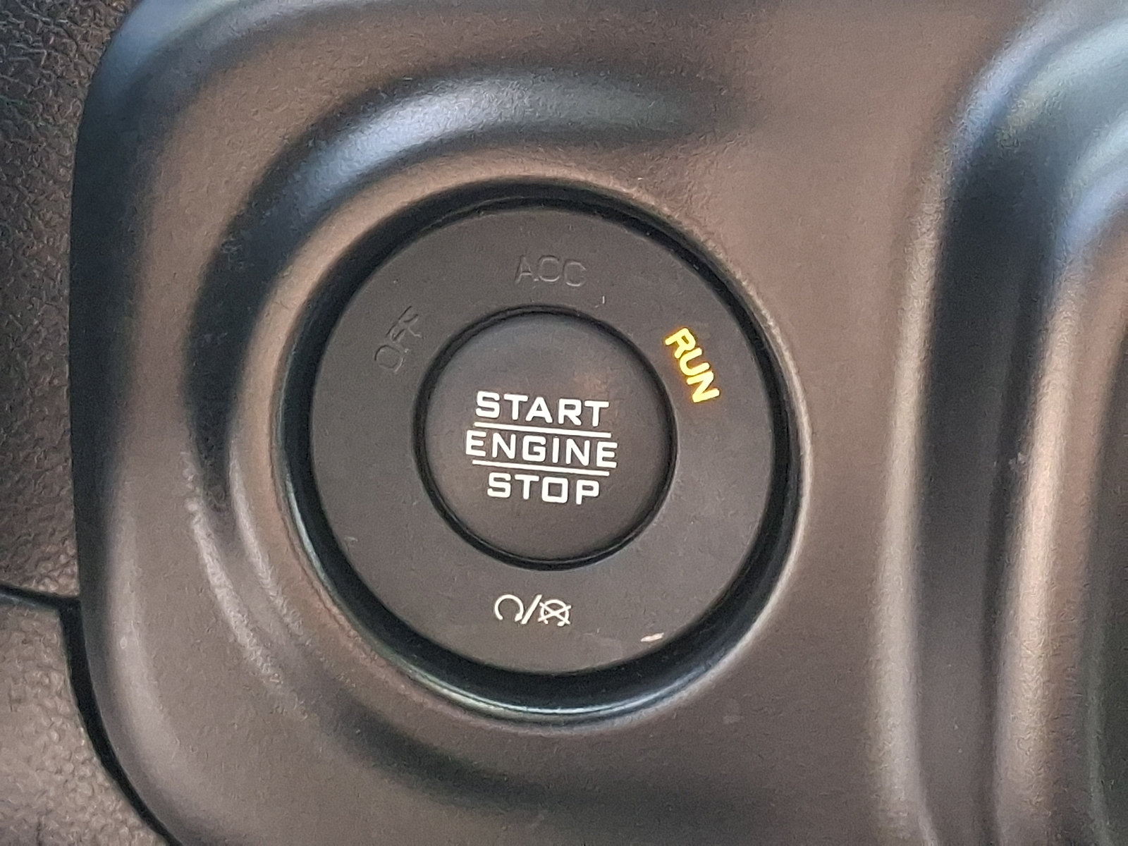 Used 2021 Jeep Gladiator Sport AWD/4WD image 25