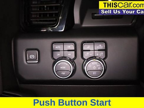 Used 2024 GMC Sierra 1500 AT4 w/ Technology Package AWD/4WD image 26