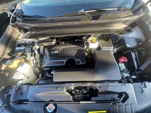 Used 2017 Nissan Pathfinder SV w/ Cargo Package image 11