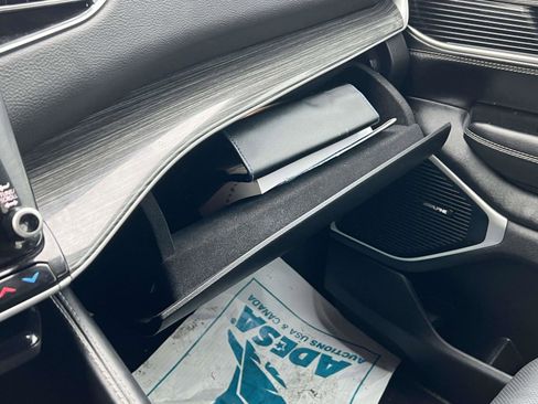 Used 2022 Jeep Wagoneer Series II image 32