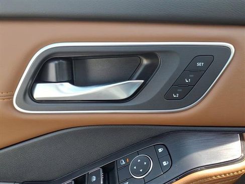 New 2026 Nissan Rogue Platinum image 17