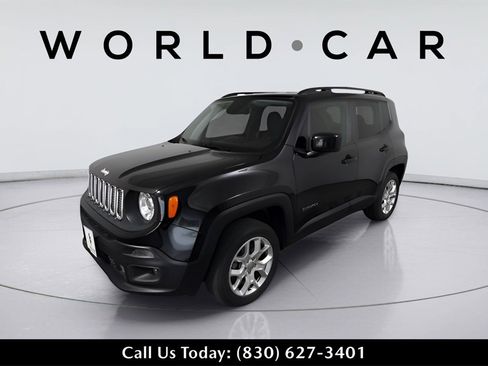 Used 2018 Jeep Renegade Latitude w/ Safety & Security Group image 3