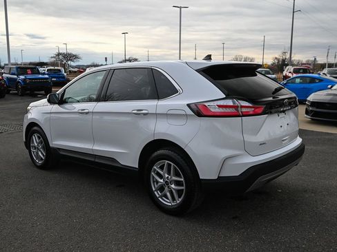 Used 2024 Ford Edge SEL w/ Convenience Package image 7