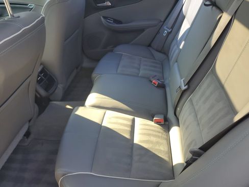 Used 2014 Chevrolet Impala LT w/ Premium Seating Package FWD image 12