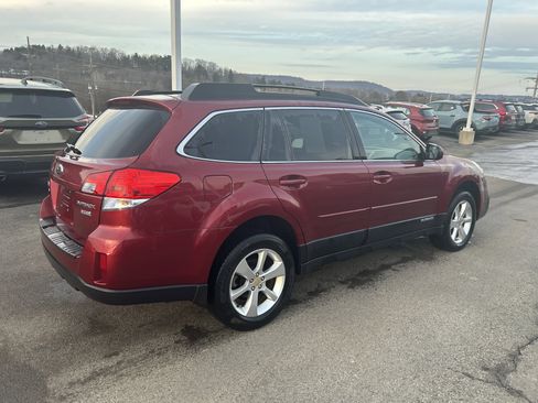 Used 2013 Subaru Outback 2.5i Premium image 11