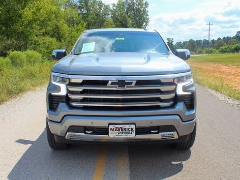 New 2025 Chevrolet Silverado 1500 High Country image 2