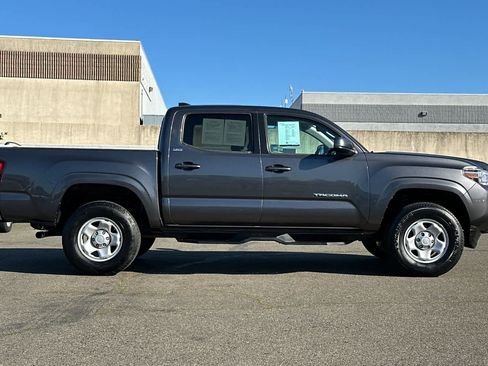 Used 2020 Toyota Tacoma SR5 image 6