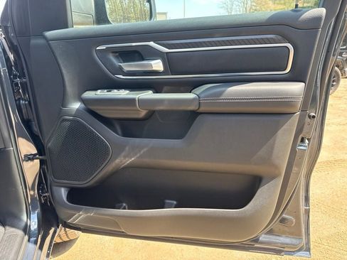 New 2026 RAM 1500 4x4 Crew Cab image 30