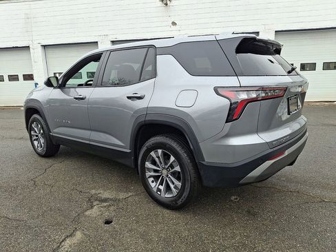 Used 2026 Chevrolet Equinox LT w/ Convenience Package II image 4