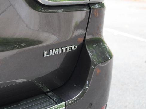 Used 2014 Jeep Grand Cherokee Limited w/ Trailer Tow Group IV AWD/4WD image 41