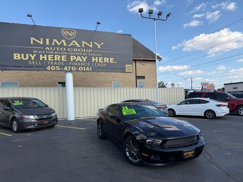 Used 2012 Ford Mustang Premium w/ Electronics Pkg RWD image 38