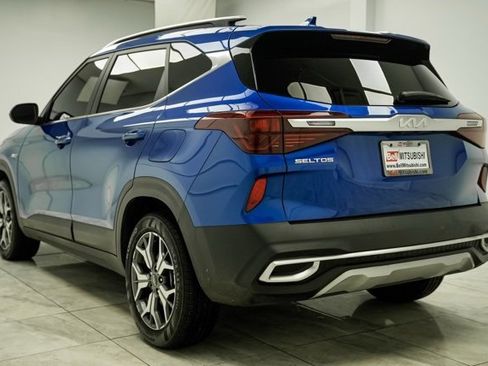 Used 2023 Kia Seltos EX image 7