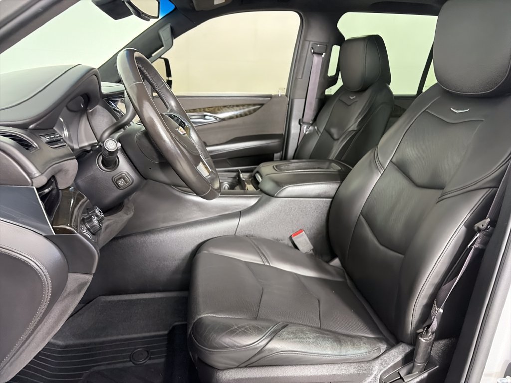 Used 2016 Cadillac Escalade Platinum AWD/4WD image 11
