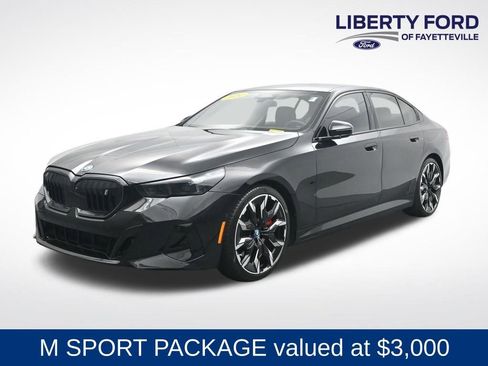 Used 2024 BMW i5 eDrive40i w/ M Sport Package image 1