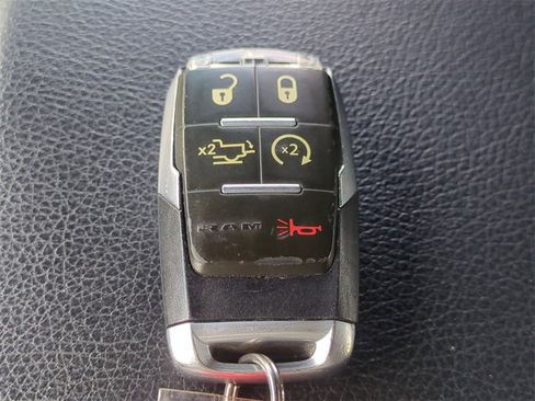 Certified 2019 RAM 2500 Power Wagon image 32