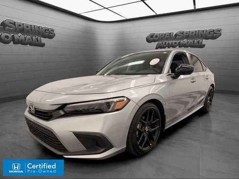 Used 2024 Honda Civic Sport image 1