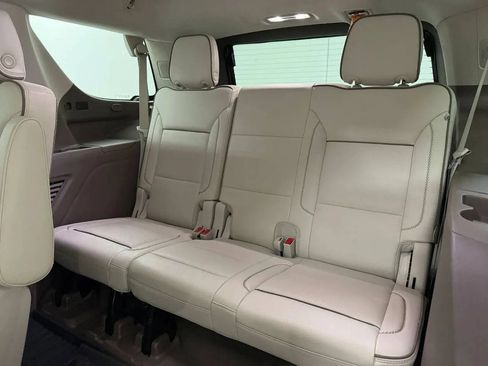 Used 2021 GMC Yukon Denali RWD image 17