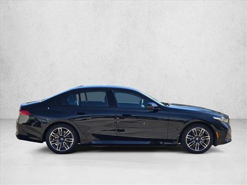 New 2026 BMW 530i w/ M Sport Package image 4