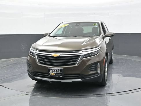 Used 2023 Chevrolet Equinox LT FWD image 2