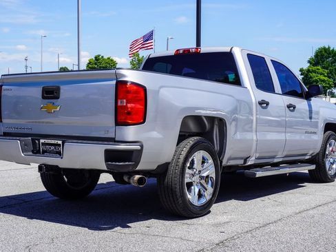 Used 2018 Chevrolet Silverado 1500 Custom w/ Custom Value Package RWD image 24