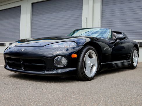 Used 1995 Dodge Viper RT/10 image 66