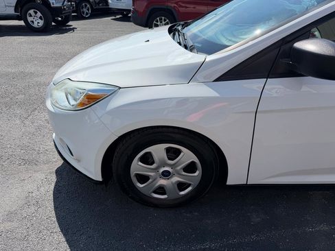 Used 2014 Ford Focus S FWD image 10