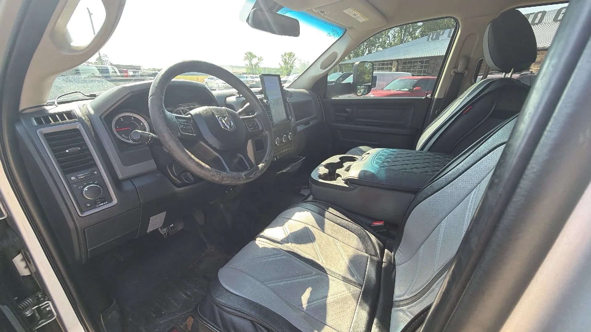 Used 2018 RAM 3500 Tradesman w/ Popular Equipment Group RWD image 7