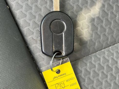 Used 2017 Ford Escape SE FWD image 32
