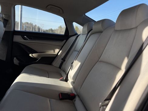 Used 2019 Honda Accord LX image 13