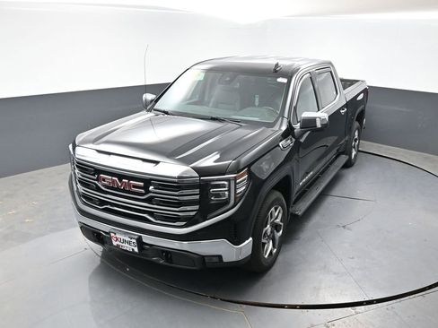 Used 2022 GMC Sierra 1500 SLT w/ SLT Convenience Package AWD/4WD image 47