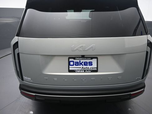 New 2027 Kia Telluride S image 35