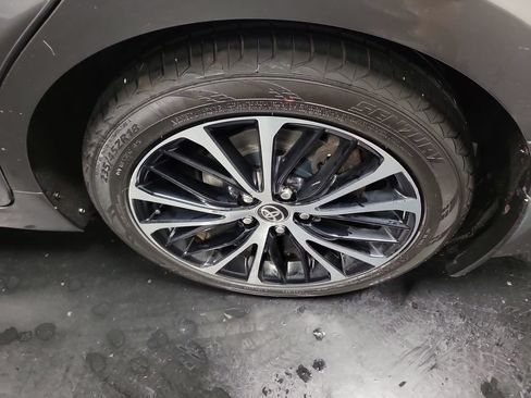 Used 2020 Toyota Camry SE AWD/4WD image 12