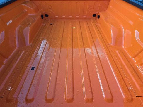 New 2025 Jeep Gladiator Sport image 13