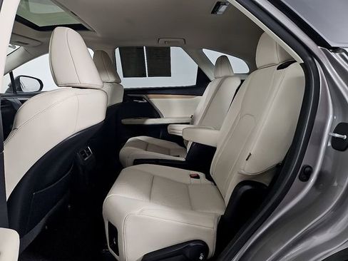 Used 2021 Lexus RX 350L FWD w/ Premium Package image 11