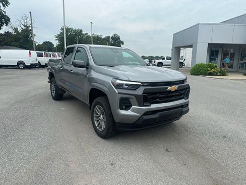 Used 2026 Chevrolet Colorado LT w/ LT Convenience Package AWD/4WD image 1
