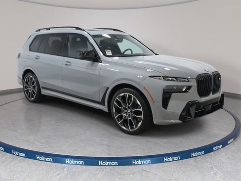 Certified 2024 BMW X7 M60i w/ Executive Package image 3