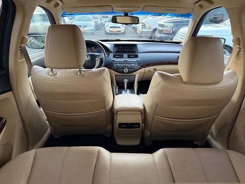 Used 2011 Honda Crosstour EX-L image 19