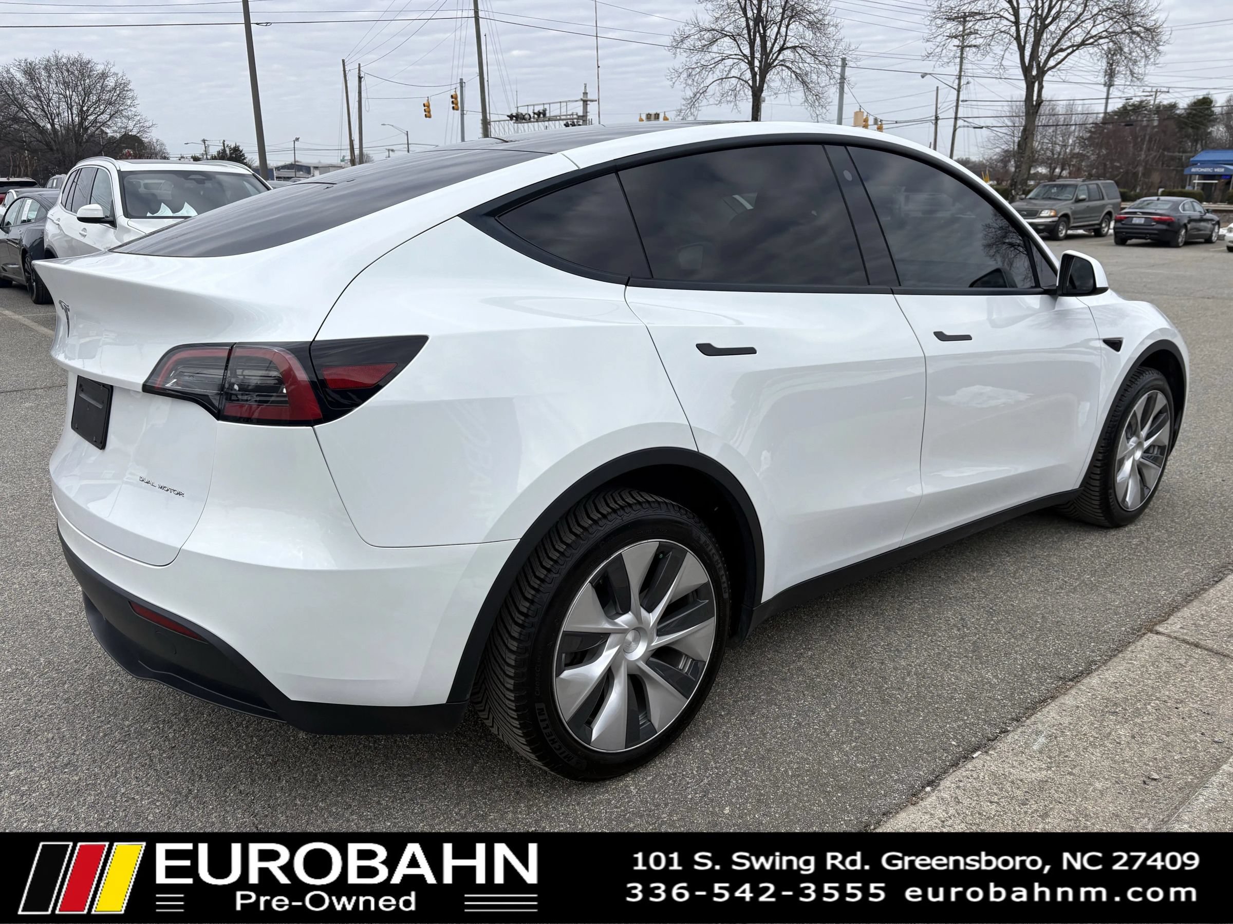 Used 2023 Tesla Model Y Long Range AWD/4WD image 29