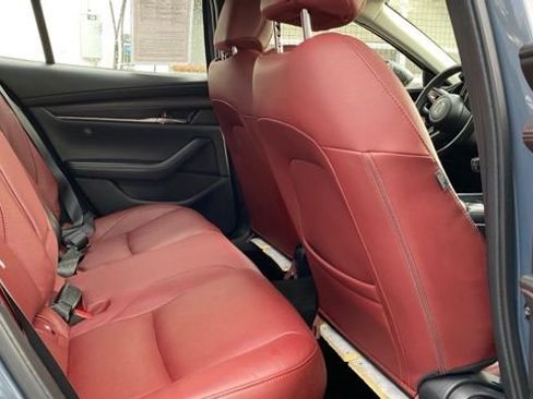 Used 2024 MAZDA MAZDA3 s image 22