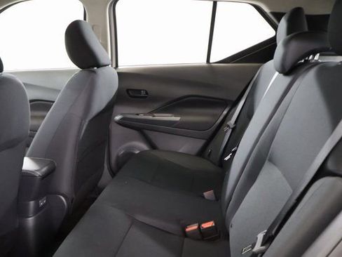 New 2025 Nissan Kicks Play S image 18