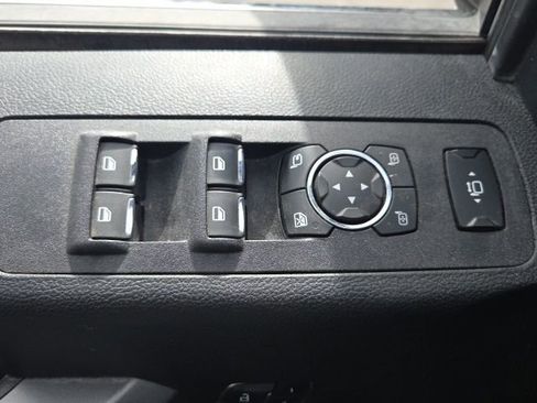 Used 2018 Ford F250 Platinum w/ Platinum Ultimate Package image 25