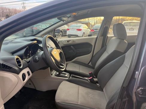 Used 2013 Ford Fiesta S image 7